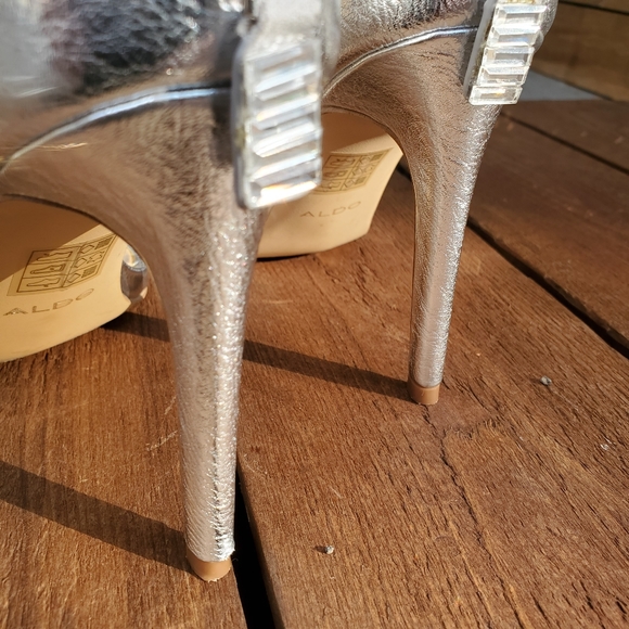 🔥🔥4.5 inch ALDO heels Size 8.5 - Picture 8 of 9